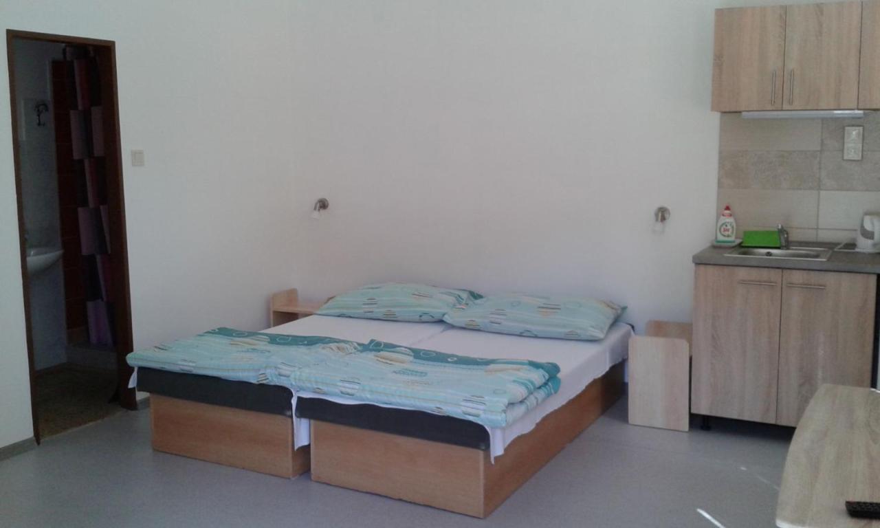 Apartman Fortuna Štúrovo Exterior foto